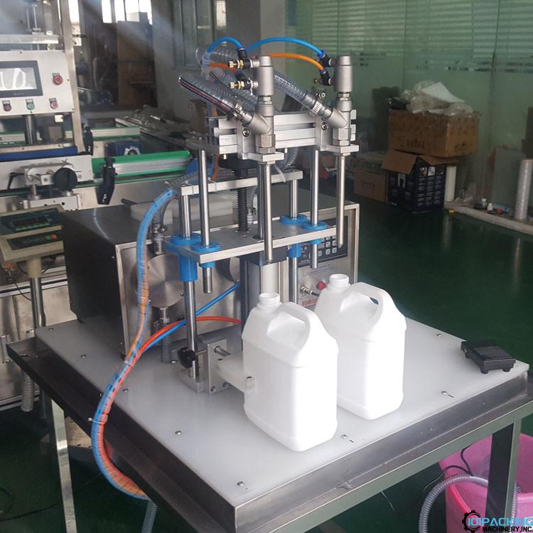 Semi automatic desktop 2 nozzles big gear pump filling machine